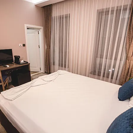 Hotel Magura 2*